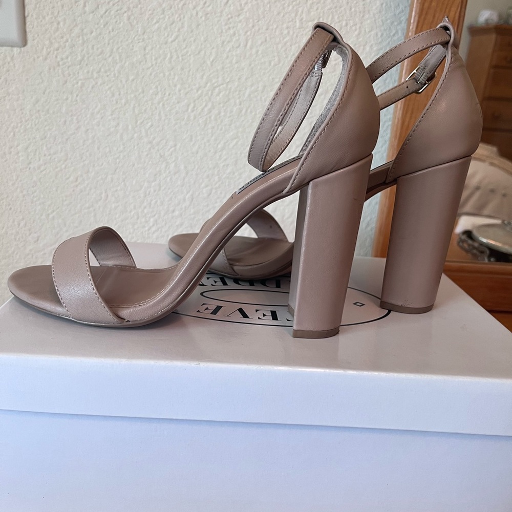 Steven Madden Carrson heels